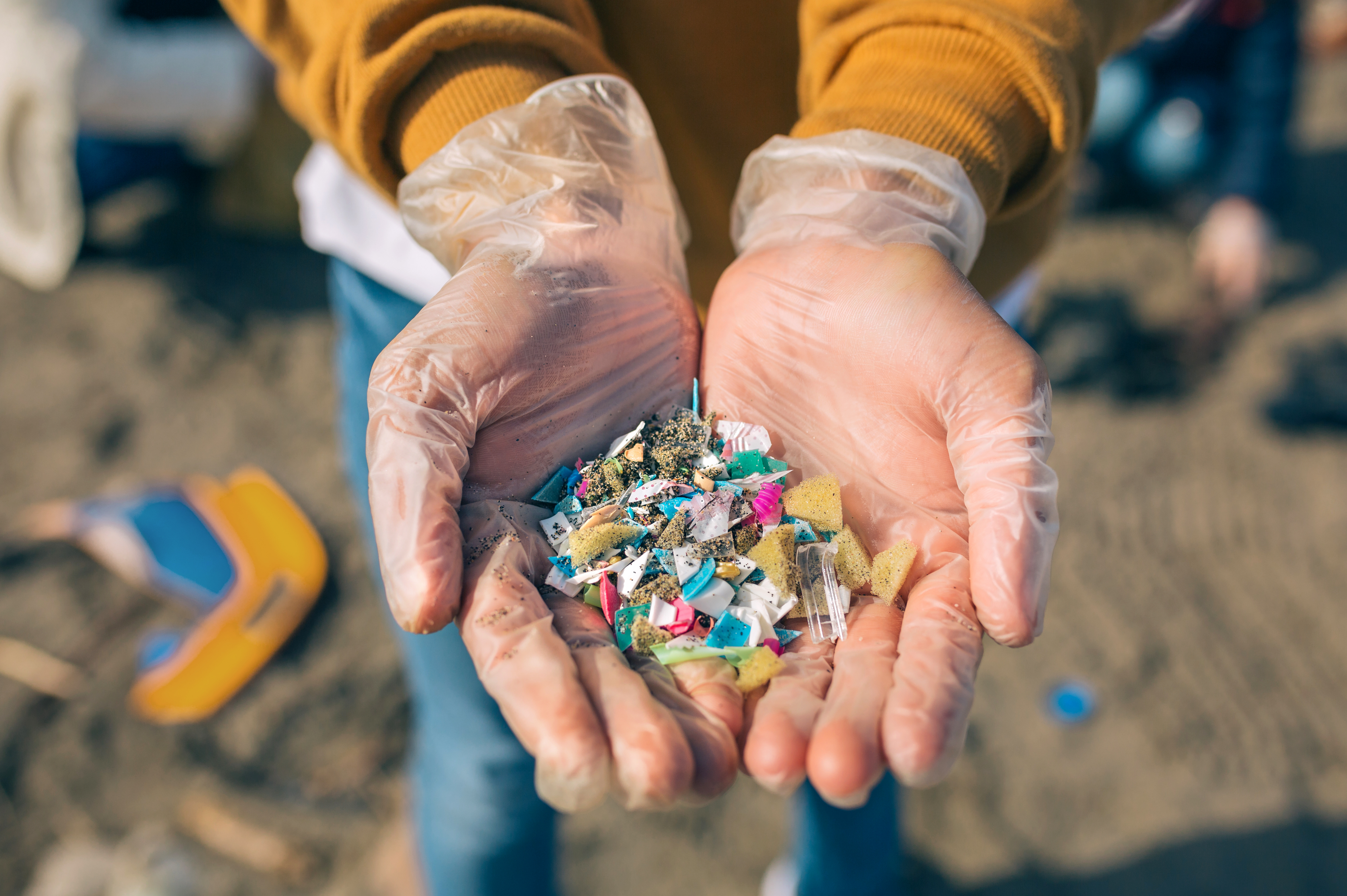 Udara yang Kita Hirup Kini Mengandung Plastik, Ini Penjelasan Ilmiahnya