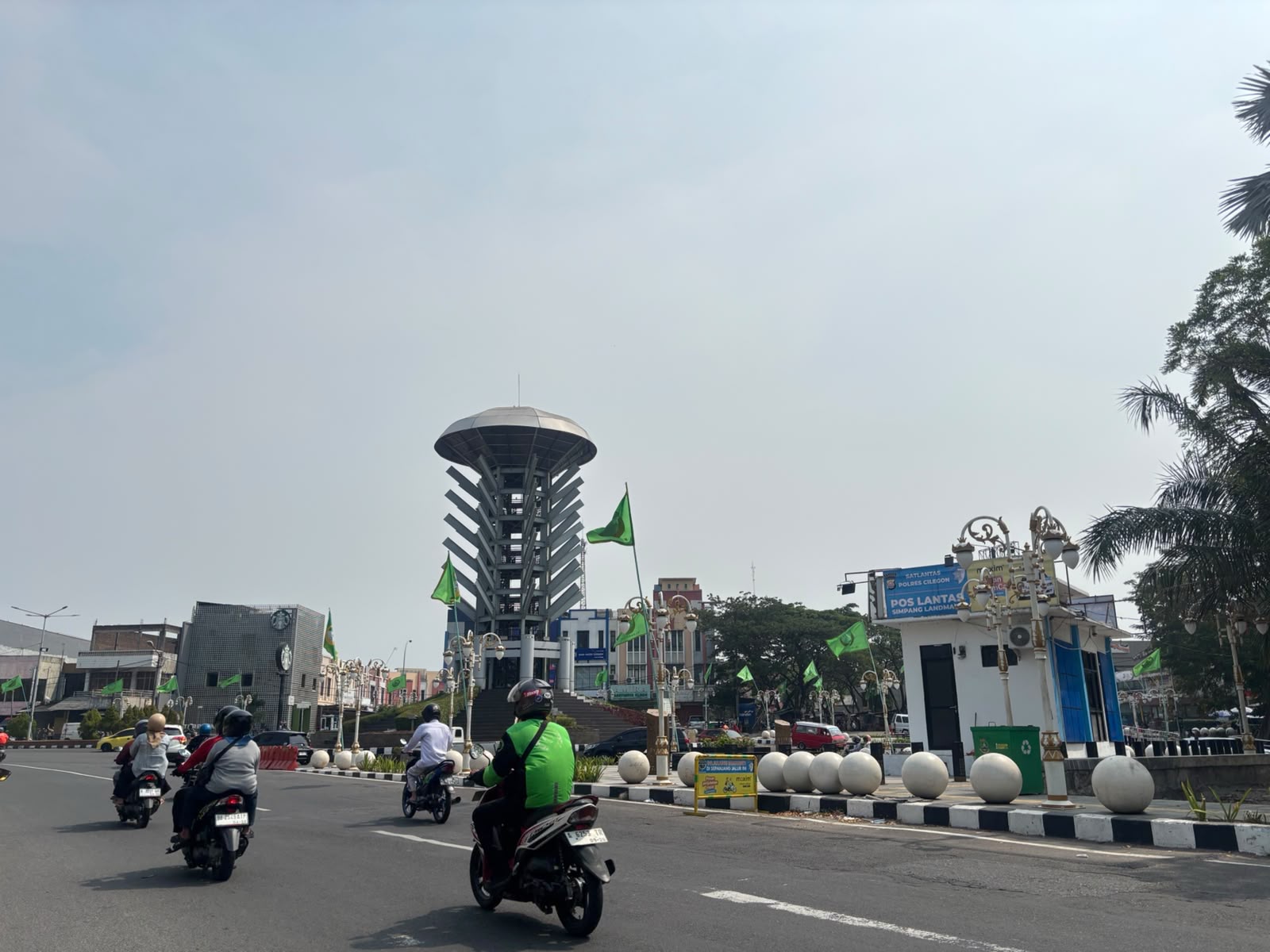 Isu Asap Lintas Batas & Kualitas Udara Cilegon: Mengapa Pengamatan Visual Tidak Cukup Menjamin Kepatuhan Lingkungan?